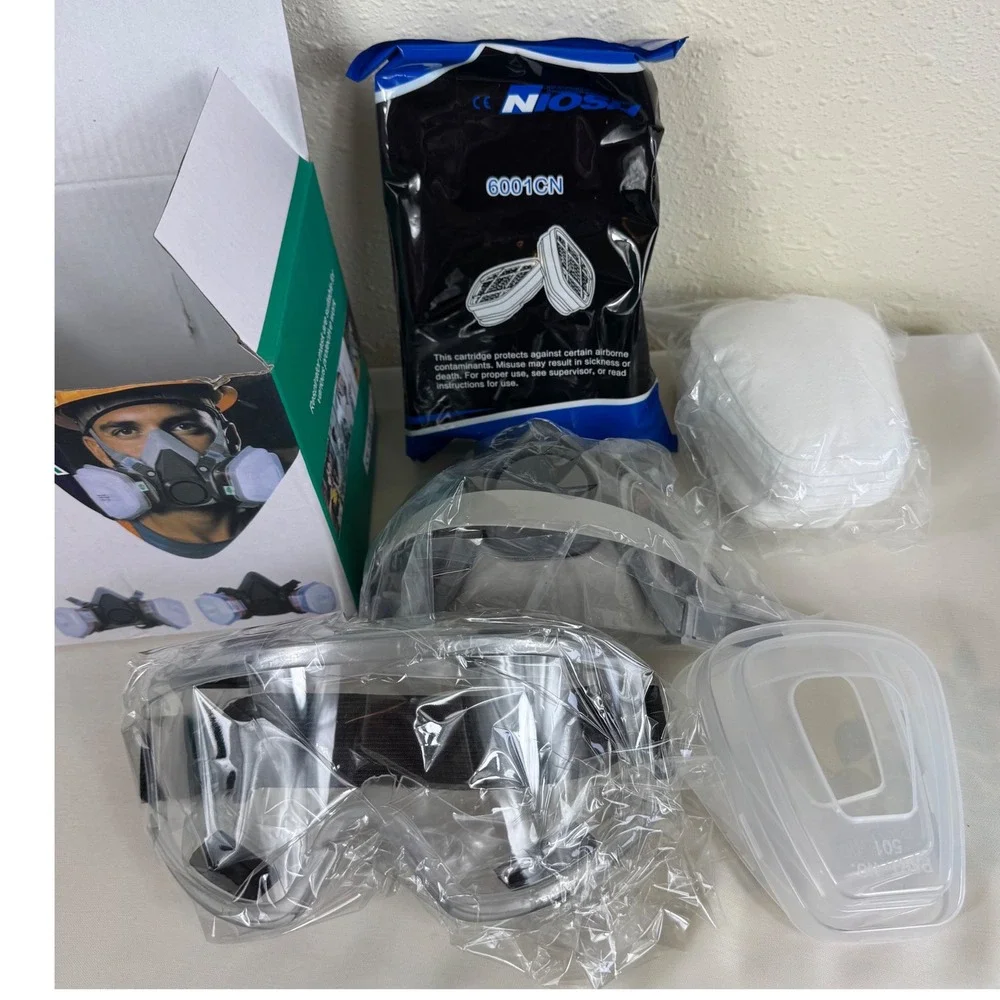 Anti Toxic Dustproof Respirator Mask Set with‎ Goggles 6001CN Filters New in Box